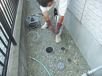 4.屋外排水管から敷地内の最終マス（もしくは、浄化槽）までの洗浄